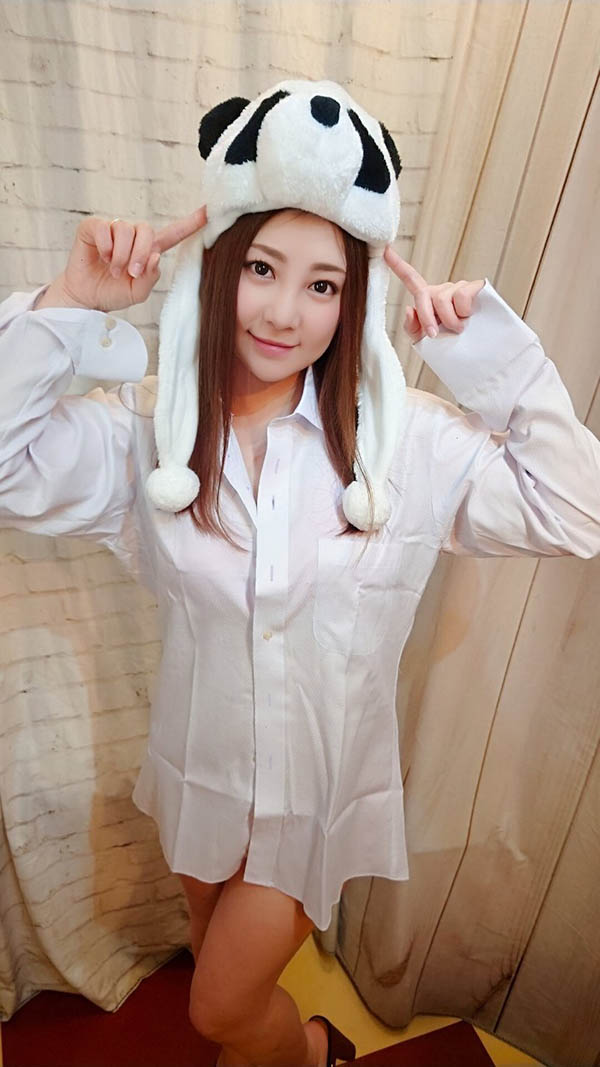 次世代巨乳天后「初音實」，「乳量超大」還愛吃各種生蠔！