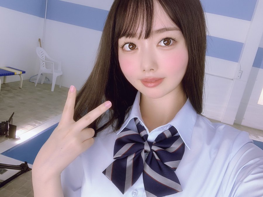 清純可人！大眼白皙美少女「百瀬明日香」出道！