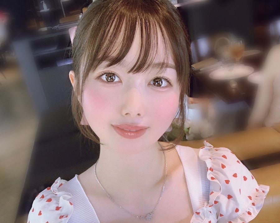 清純可人！大眼白皙美少女「百瀬明日香」出道！