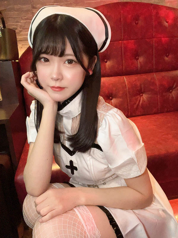 極品！18歲系AV女優清純無辜顏只是障眼法榨汁神器一出千萬子孫不保