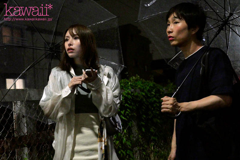 粉絲活動後錯過終電！ 「伊藤舞雪」跟善解人意的店長開房NTR，SXE直到滿足性慾為止！