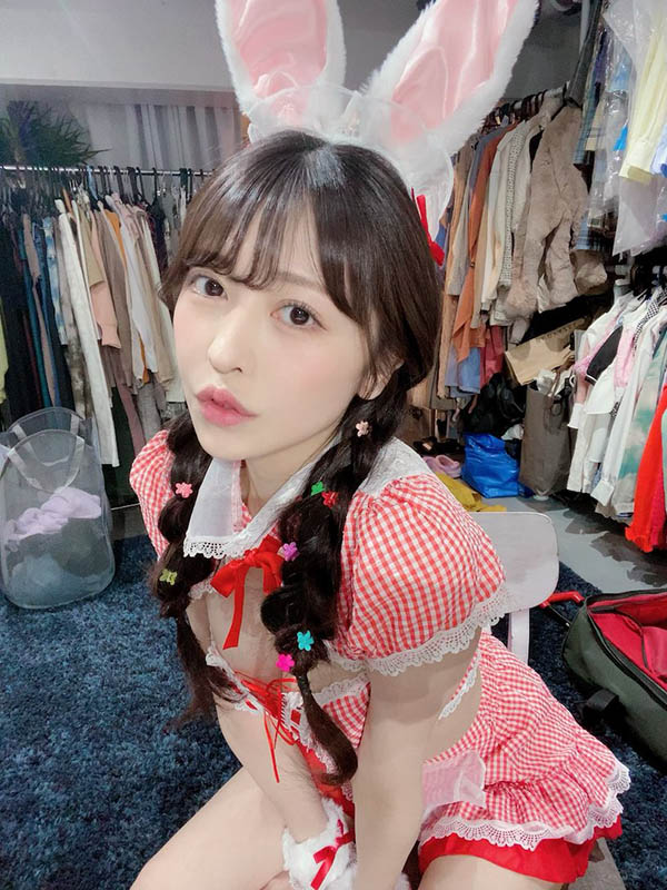 PTT常客！ 22歲高顏值長腿女優「森日向子」，網超想她當女友！