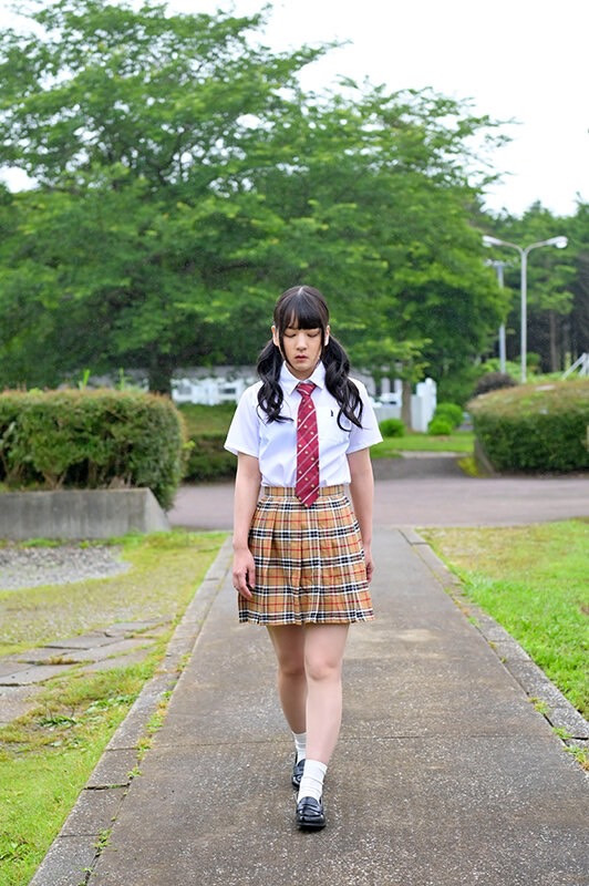 花了720萬日幣(37萬人民幣)拍出的作品！這位頂級美少女最後也最強的噱頭是？ ……