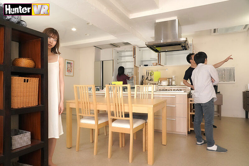 半透明的人影出現……這支VR片有鬼!