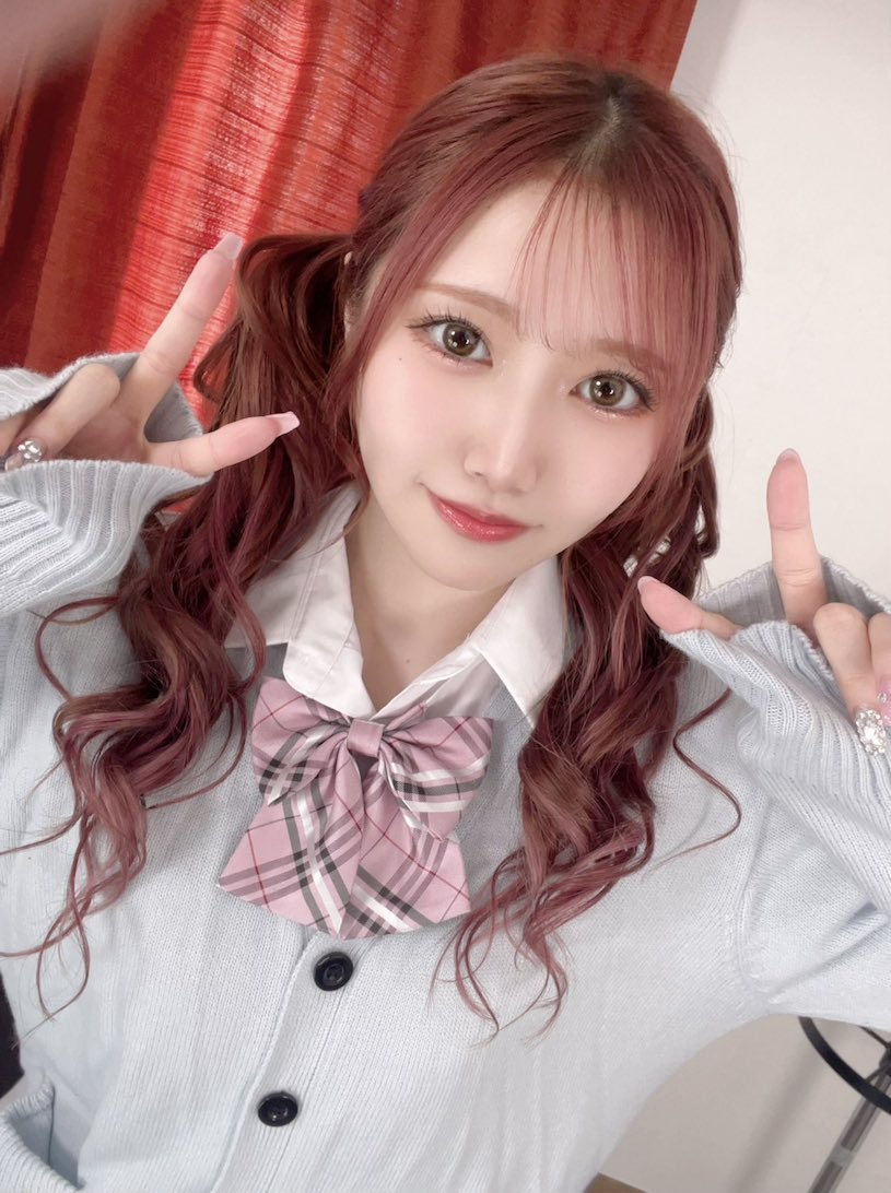 當過女僕店員和風俗娘! 22歲F奶「齋藤亞美里」成新一代發片機!