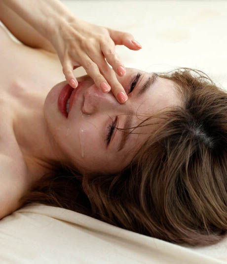 旱道解禁！白皙水嫩美女「有坂深雪」AV引退作品12月登場！