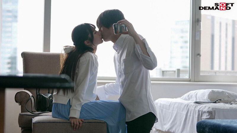 想要人生多點刺激!在大阪當護士的她偷偷下海拍A片!