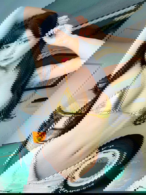 技術杯台來了！ 救世主「高橋聖子」降臨YOUTUBE、4K高畫質熱彈搖滾給你看！