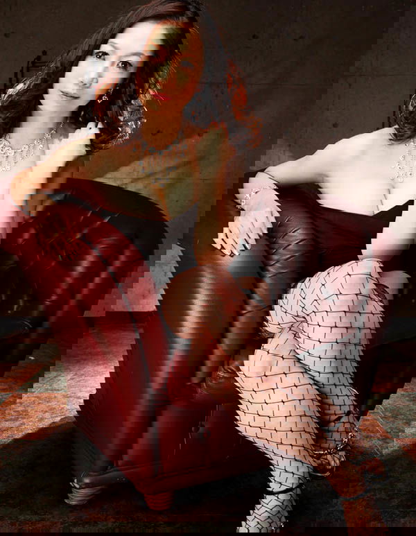 一秒入魂！熟女姊姊《澤村麻耶》風騷色氣全顯引戰威力至今無人能敵