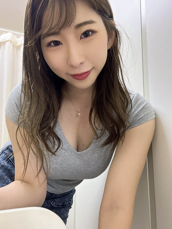 女健教師為傳遞性知下海… 極品I罩杯「輔助教學」激發老司機求知欲