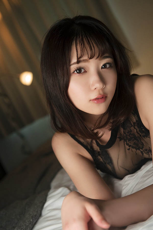 寫真女星AV解禁！療癒系女優《二葉惠麻》嫩顏豐乳敏感體太欠欺