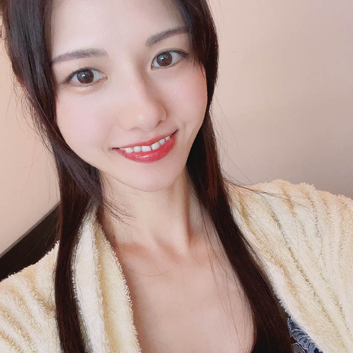 真·人母！美熟女《武藤綾香》腹上「帝王切開」痕跡明顯真實感UP