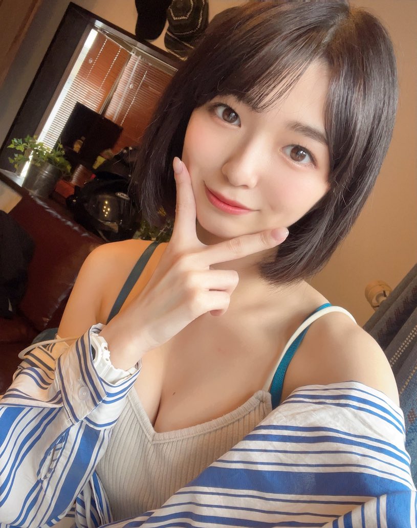 2022年度AV女優第8!滿分出道的誘惑小馬「倉本蓳」!