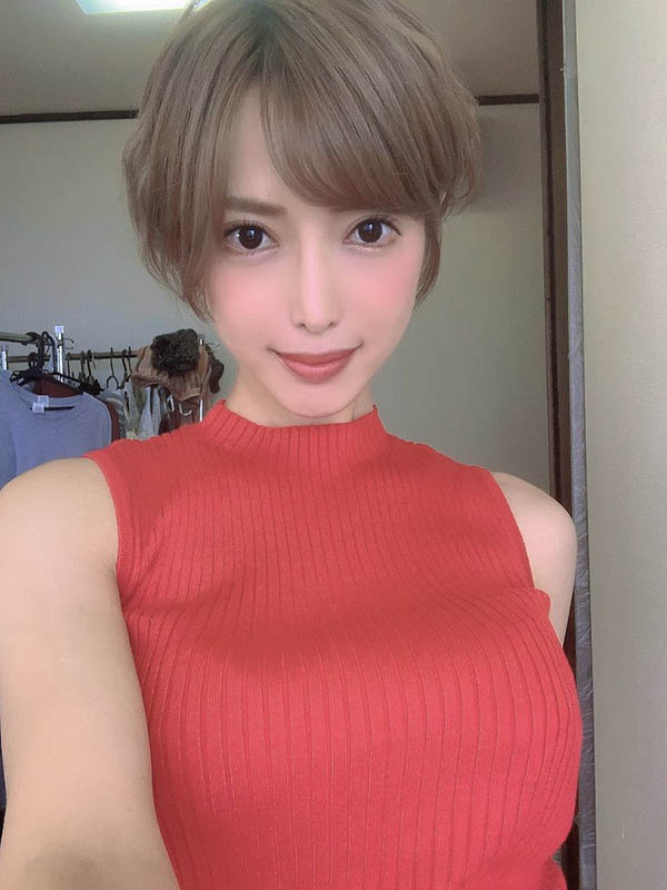 AV界最忙女優！ H奶「君島美緒」曲線辣，還是爆乳舞孃！