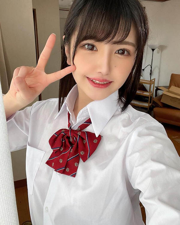 北海道美乳小馬「春日えな」，超迷你153公分「誘惑曲線」！