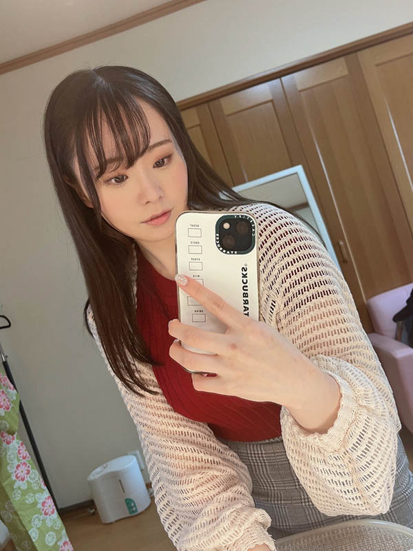 人氣童星發育過激…頂H CUP巨乳下海《中山文香》有容(貌)奶又大!