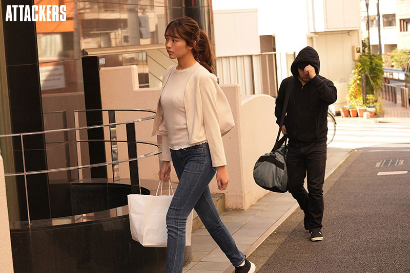 長腿美少女「木下日葵」遇上強暴魔！絕望的侵犯「中出無止盡」