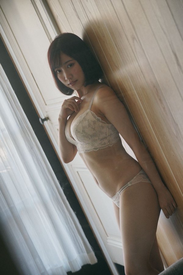 挑戰人氣企劃！ 152公分G罩杯豪乳小馬「安達夕莉」最新作痙攣5500次、潮吹1,910cc！