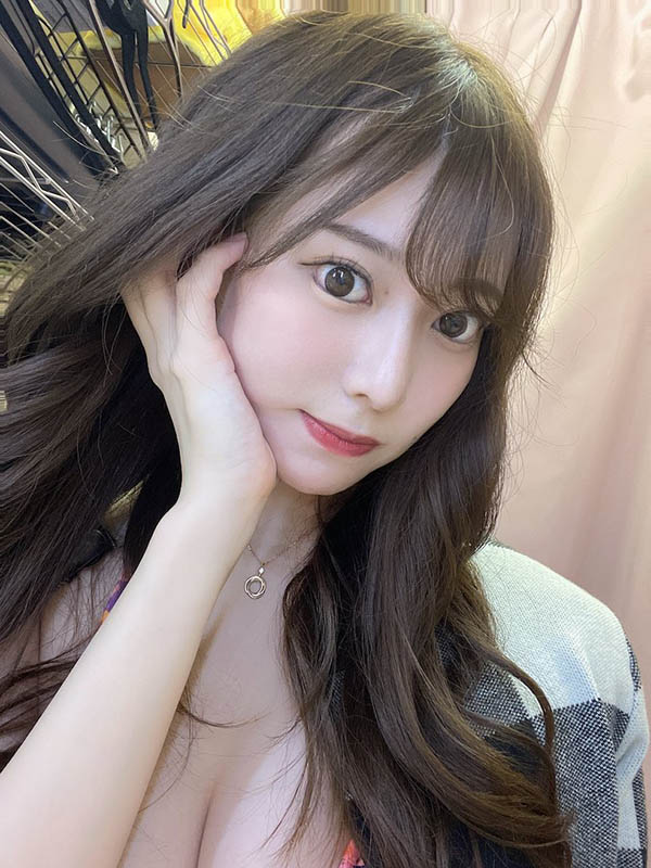 S1 頂級新秀！ 「楓富愛」絕世美體是「壓倒性黃金比例」！