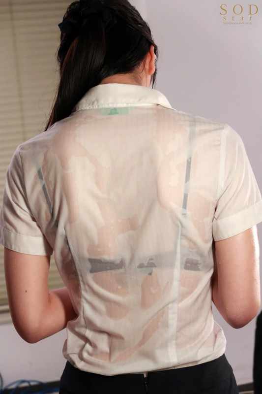 颱風天就是要看片！超應景「暴雨系列」失溫就用肉體摩擦取暖