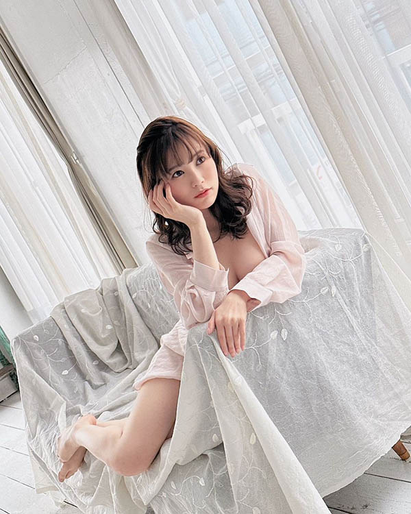 寫真引退AV解禁！寫真偶像徹底「黑」化超強暗黑實力一個戰多個