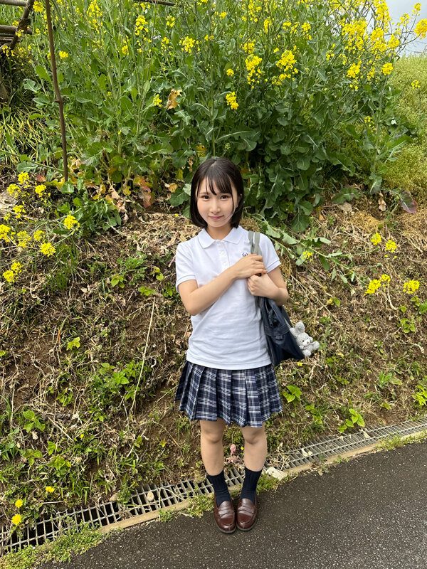 小馬是可以這樣亂玩的嗎?男優使出「火車便當」絕技,帶著由良かな到處揮灑尿液