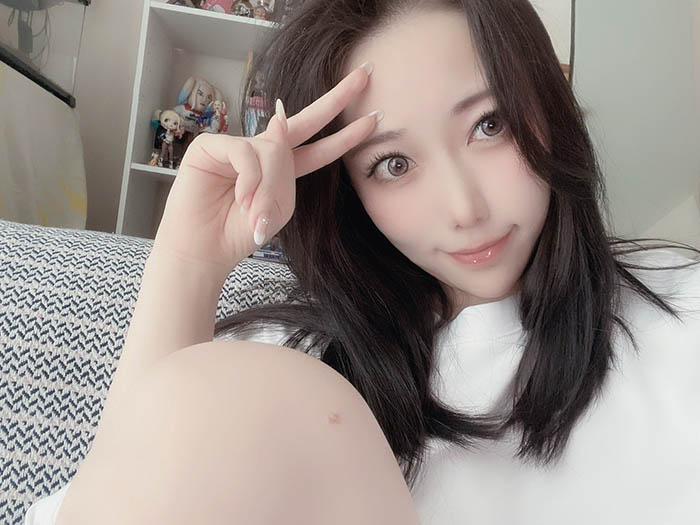 健身房有裸男軍團！七海ティナ(七海蒂娜)不開心！