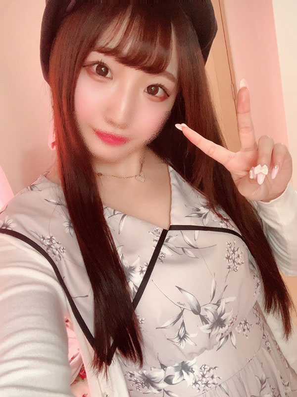 解密!那位號稱有偶像水準、色白清楚性知識不足的18歲嫩鮑是? ……