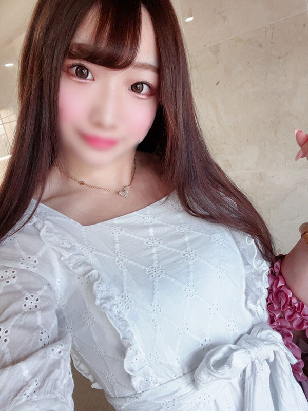 解密!那位號稱有偶像水準、色白清楚性知識不足的18歲嫩鮑是? ……