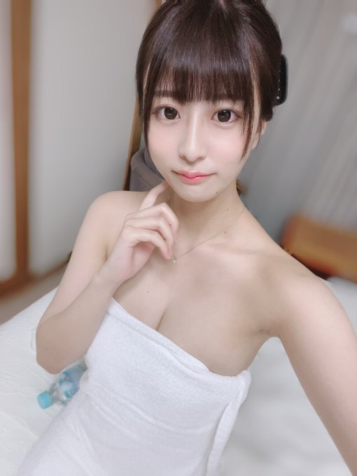 就做到年底！前寫真女星的千金不乾了！