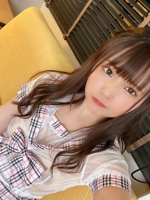 大放福利？ 樂儀女孩「仲澤桃華」推特福利影片驚見胸前突起…