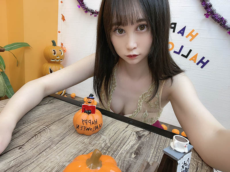 解密！那位被無碼賣家捕獲、身材清瘦的粉紅包竟是情色寫真麻豆？ ……