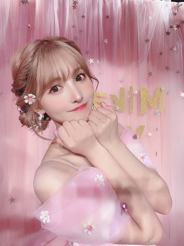 野生三上悠亞偶遇野生清水健!網友嗨翻:感覺下一秒可以直接合體!