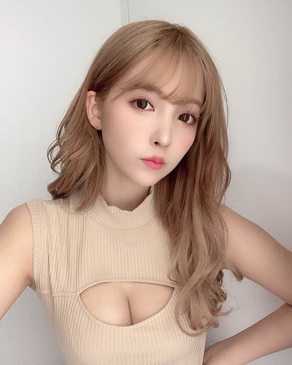 野生三上悠亞偶遇野生清水健!網友嗨翻:感覺下一秒可以直接合體!