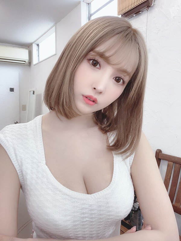 野生三上悠亞偶遇野生清水健!網友嗨翻:感覺下一秒可以直接合體!