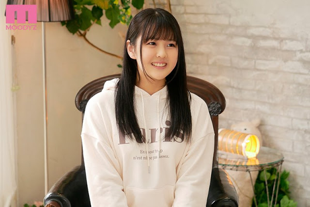 雪白鮮嫩！ 稚嫩美少女「間宮羽花」自曝想體驗像H漫的感覺…