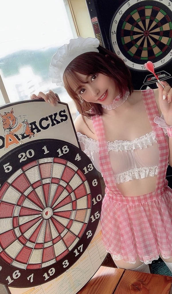 豪乳即正義！ F罩杯女神「伊藤舞雪」示範真空洋芋片吃法引來破萬贊！