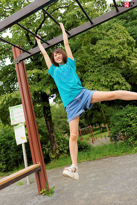 為了演唱會下海！乍看是小男生的她其實很愛搞！