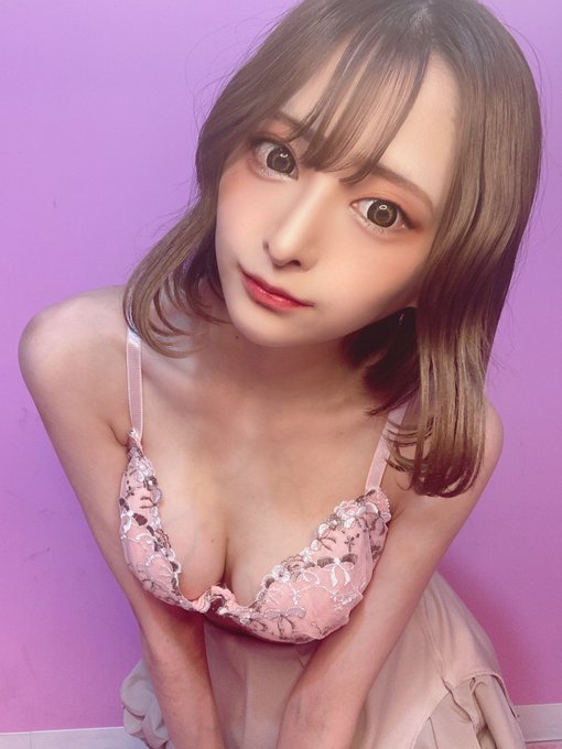 只剩抖音帳號！ F罩杯白皙辣妹「明日來光」出道2個月玩完！推特宣布活動中止！