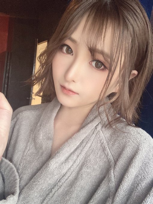 只剩抖音帳號！ F罩杯白皙辣妹「明日來光」出道2個月玩完！推特宣布活動中止！