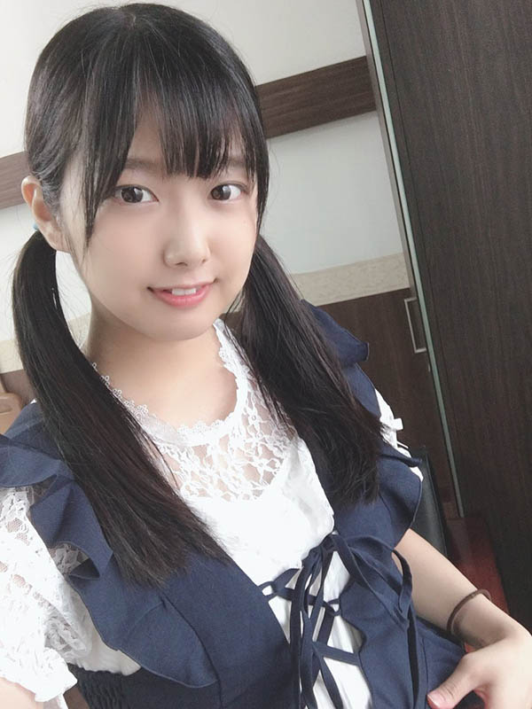 可愛小兔牙！ D罩杯清純美少女「前乃菜菜」改名再出發！