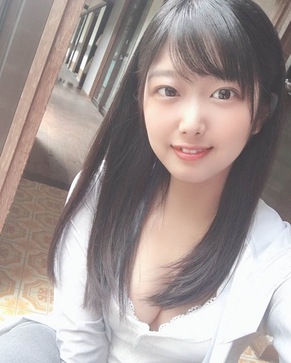 可愛小兔牙！ D罩杯清純美少女「前乃菜菜」改名再出發！