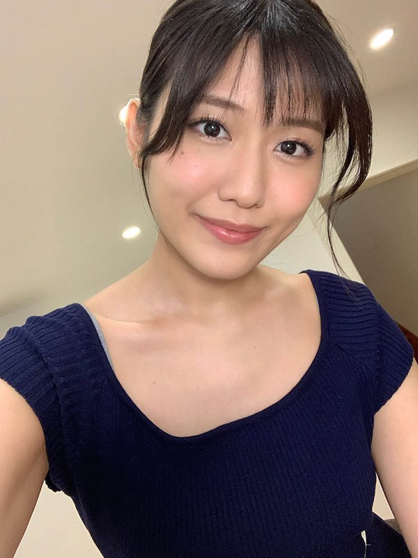 網發文求推薦「超享受性愛的女優」，底下貼文狂推「E奶的她」！