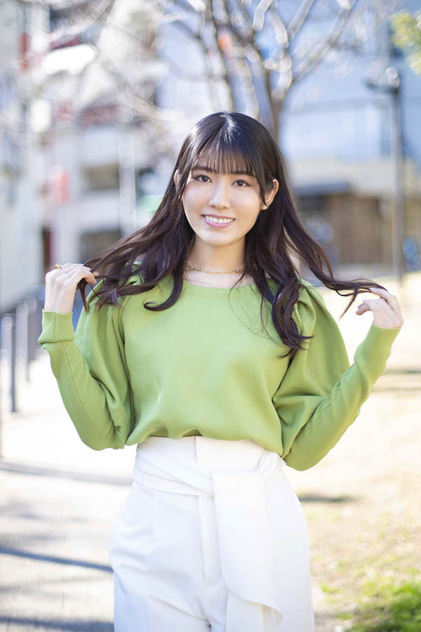 網發文求推薦「超享受性愛的女優」，底下貼文狂推「E奶的她」！