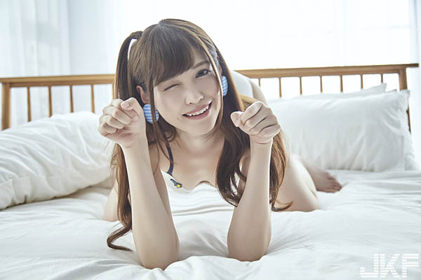 看美照買週邊！ 第一長腿美少女「橋本有菜」個人寫真展本月中開跑！