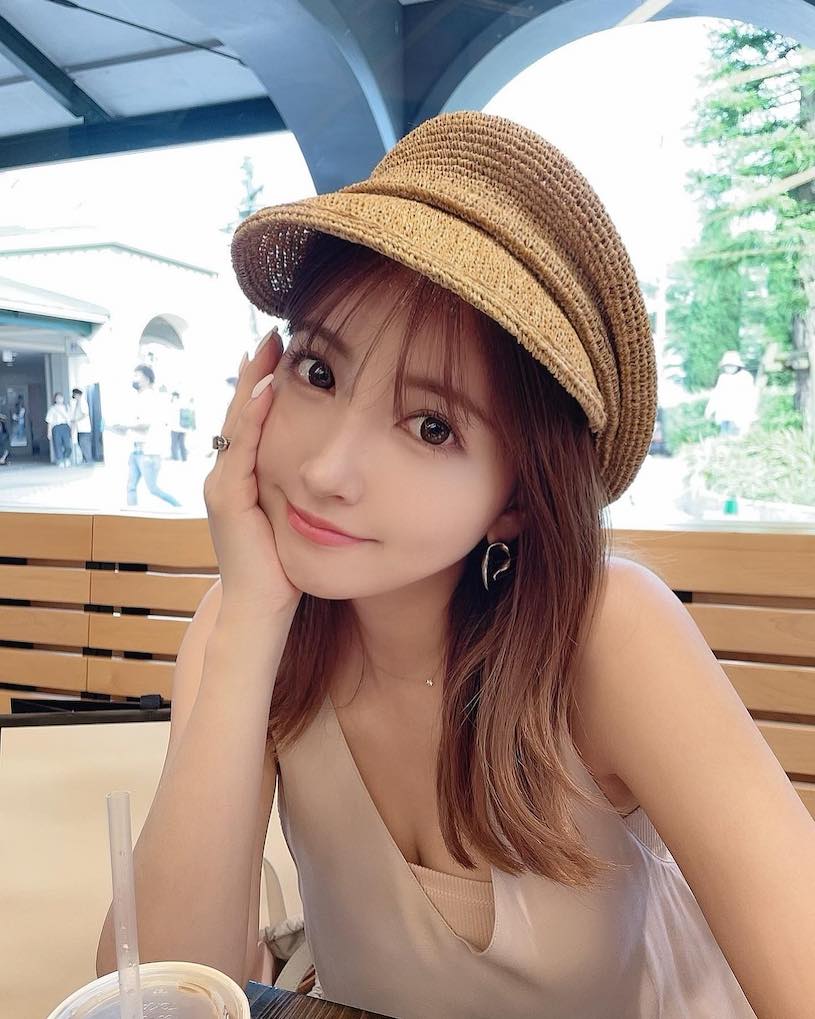 「三上悠亞」化身超爆乳護士,「粉紅內衣誘惑露出」好養眼啊!