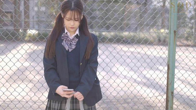 19歲F奶女大學生「青春胴體大解放」，3P解禁「愛上被開發的快感」！