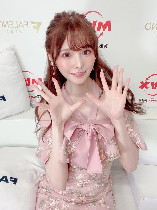 橋本流自拍！逆天長腿美少女「橋本有菜」全裸入鏡絲毫不色情！