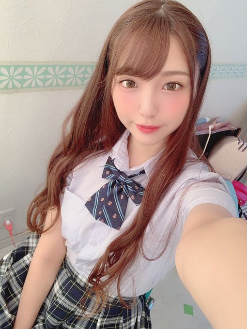 性感極度高開衩！ 美少女新人「木下日葵」競技泳裝造型讓粉絲瘋狂！