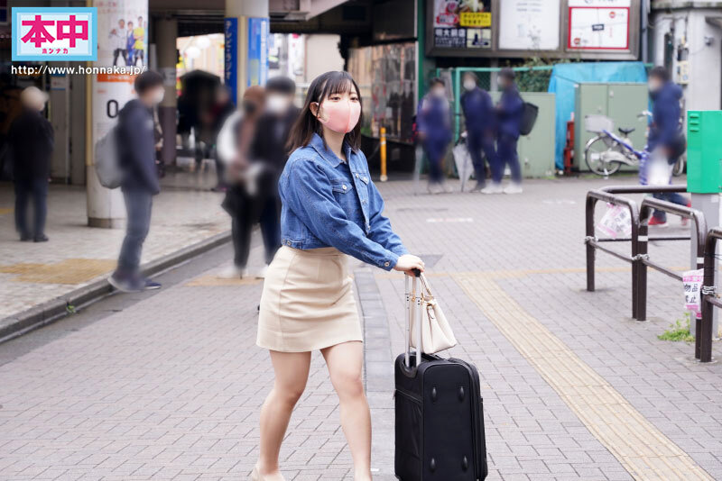 超愛妄想的19歲現役女大學生「織田花純」!為了圓夢從大阪到東京拍攝AV!